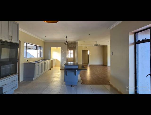 3 BEDROOM HOUSE FOR SALE IN LINMEYER